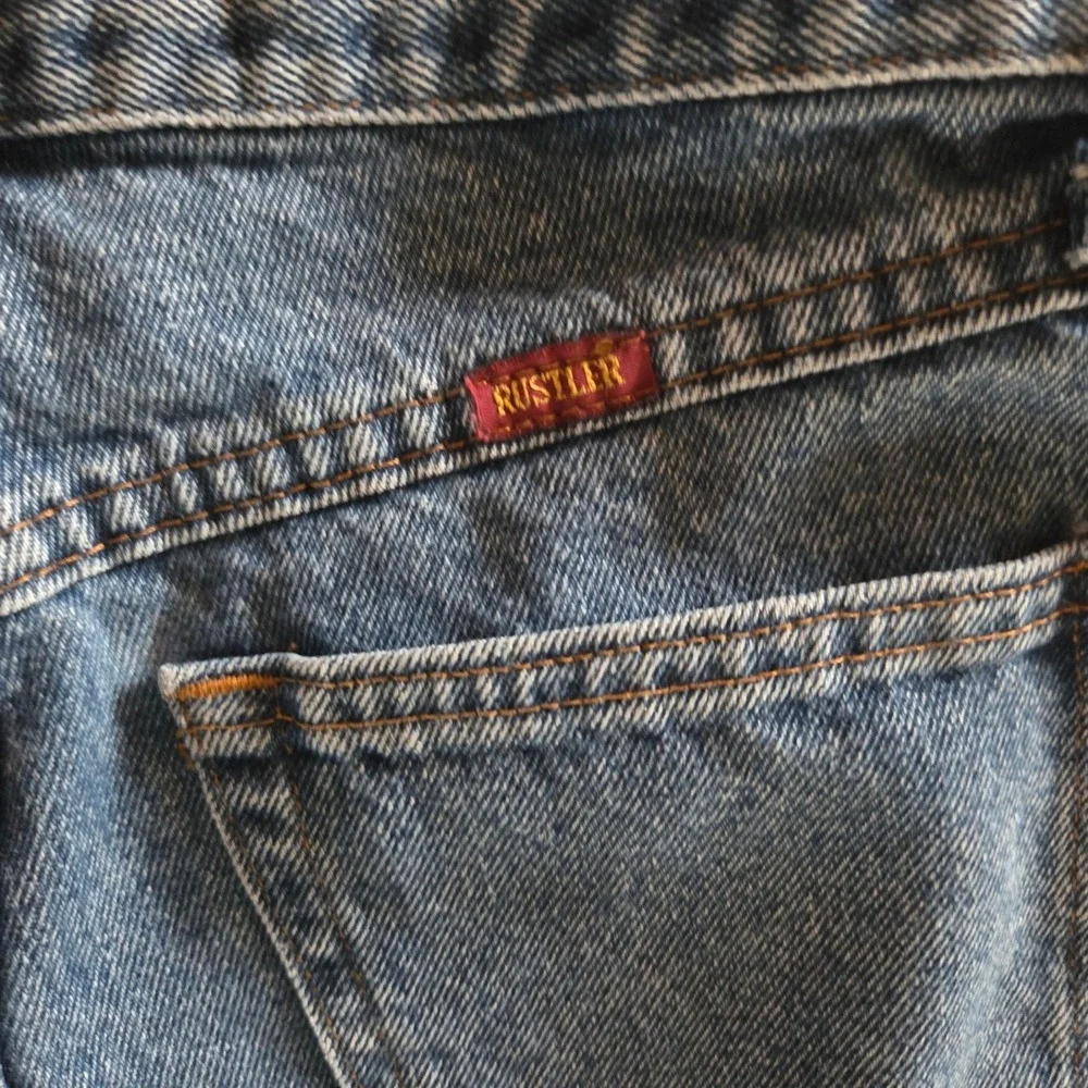 Rustler Vintage Regualr Fit Straight Leg Jeans Medium Wash Blue 30x30 - Picture 6 of 7